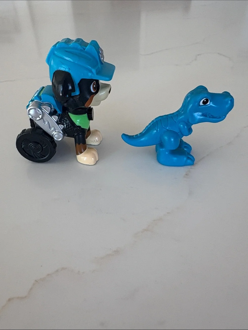 Paw Patrol Dino Rex’s Transforming Vehicle with Dinosaur Figure